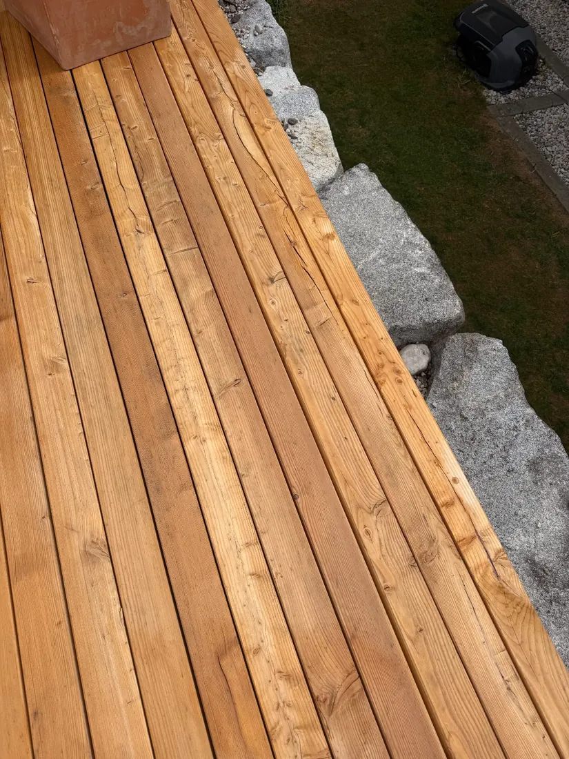 Terrassendielen aus Lärchenholz